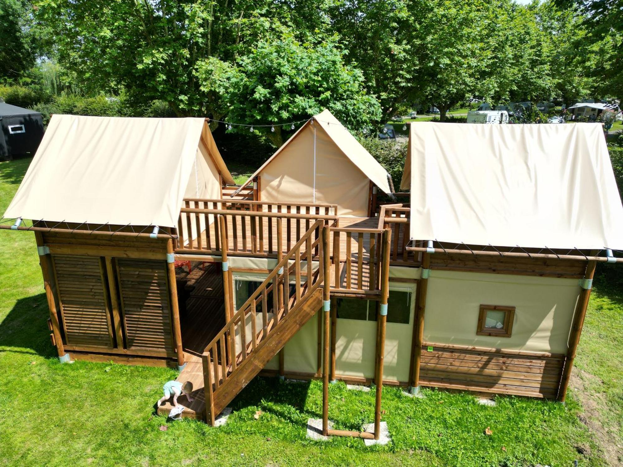 Camping De Thoissey *** Εξωτερικό φωτογραφία