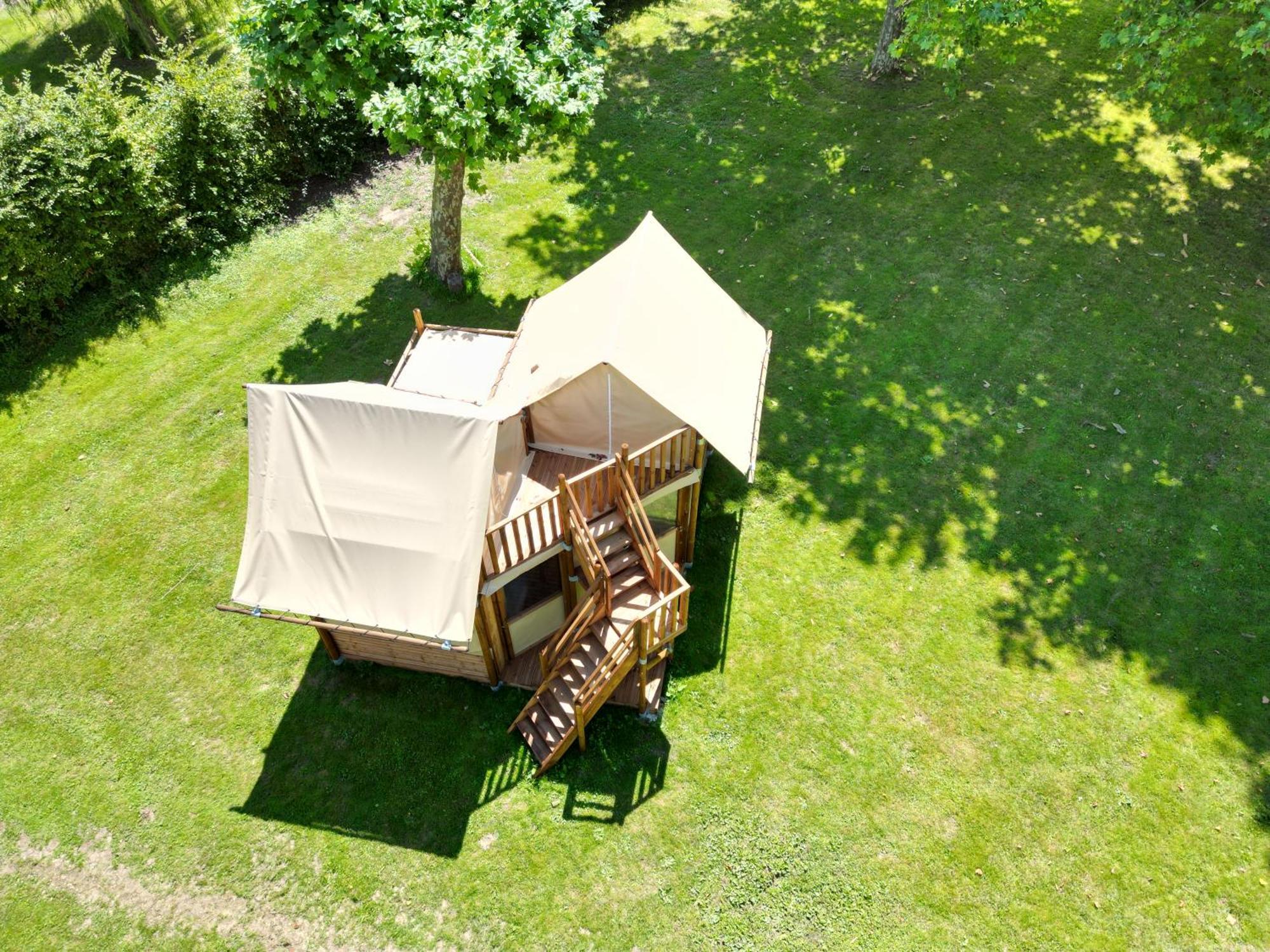 Camping De Thoissey *** Εξωτερικό φωτογραφία