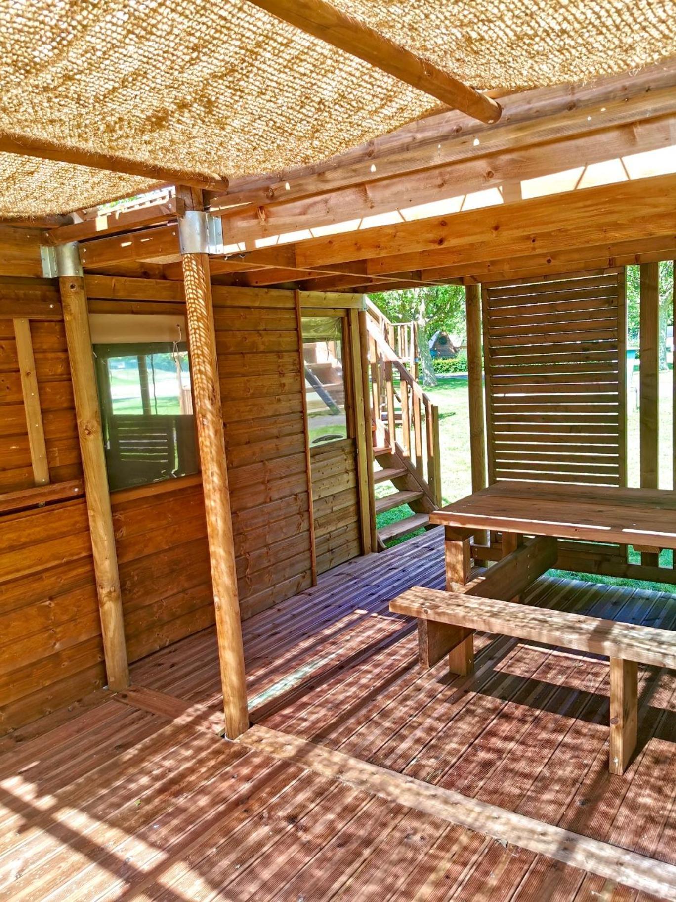 Camping De Thoissey *** Εξωτερικό φωτογραφία