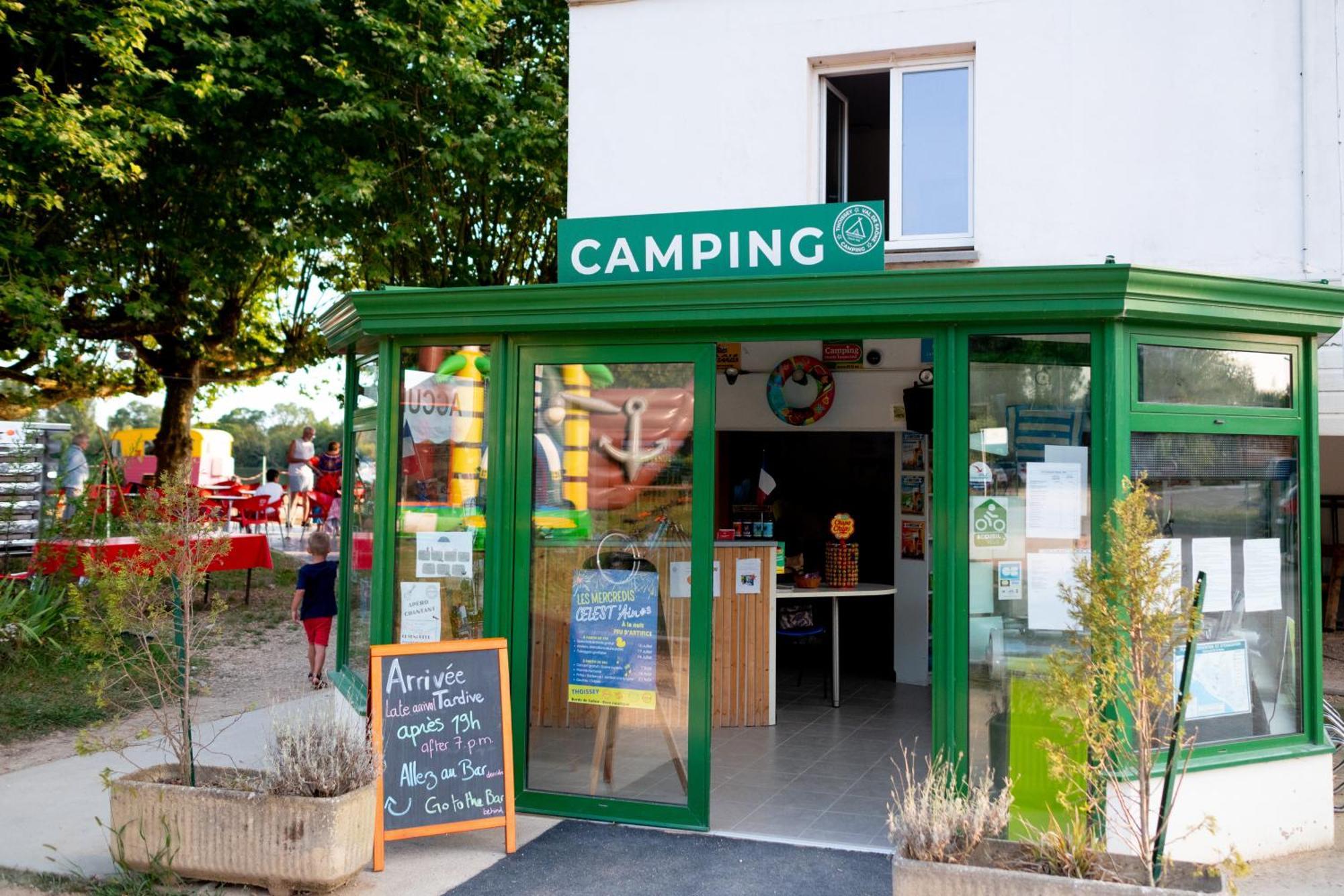 Camping De Thoissey *** Εξωτερικό φωτογραφία