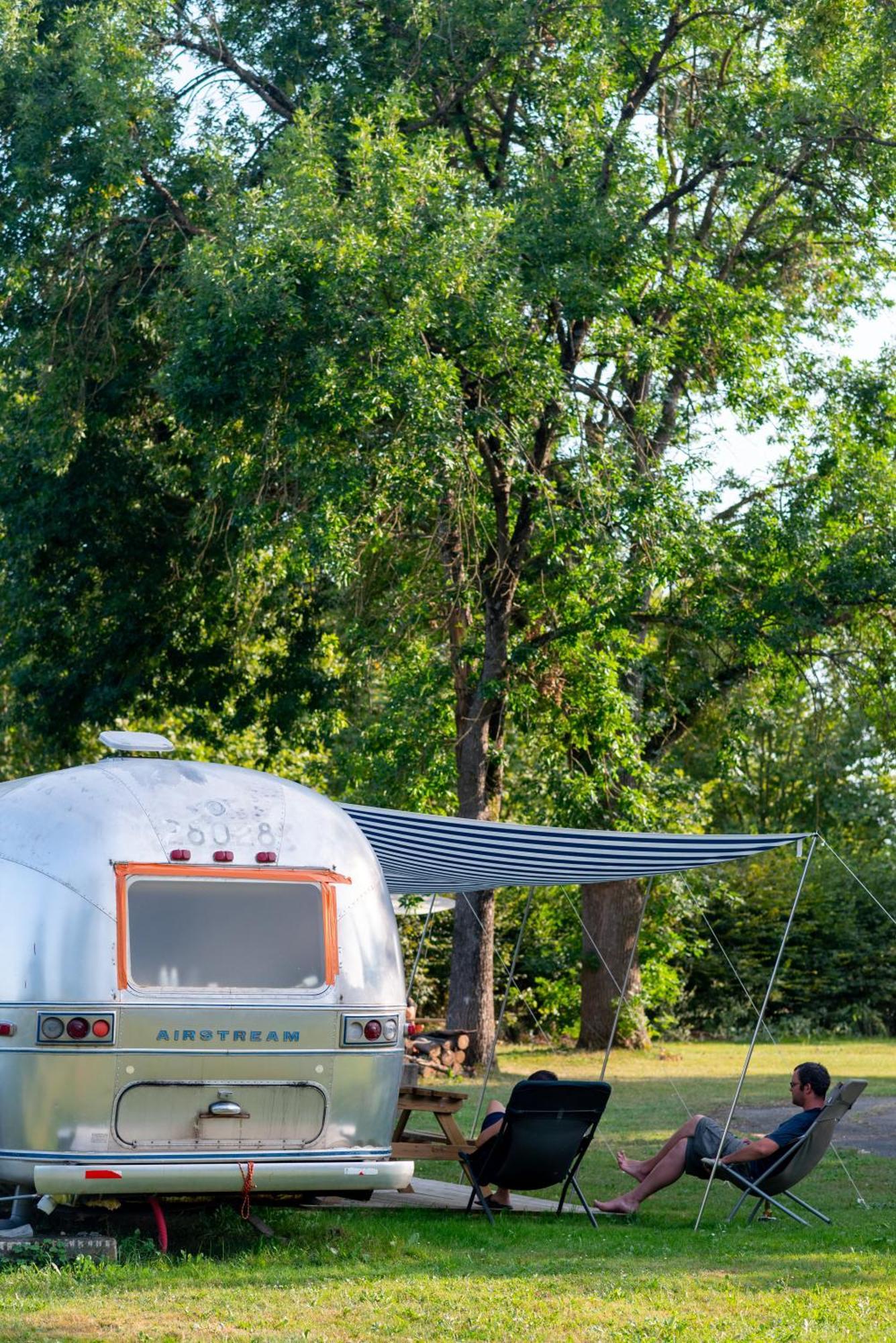 Camping De Thoissey *** Εξωτερικό φωτογραφία